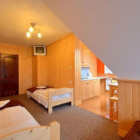 Willa Male Ciche Homestay szállás *