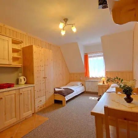 Willa Male Ciche Homestay szállás *